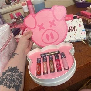 Jeffree Star Pig Bundle